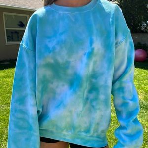 Teal Blue Tie Dye Sweatshirt